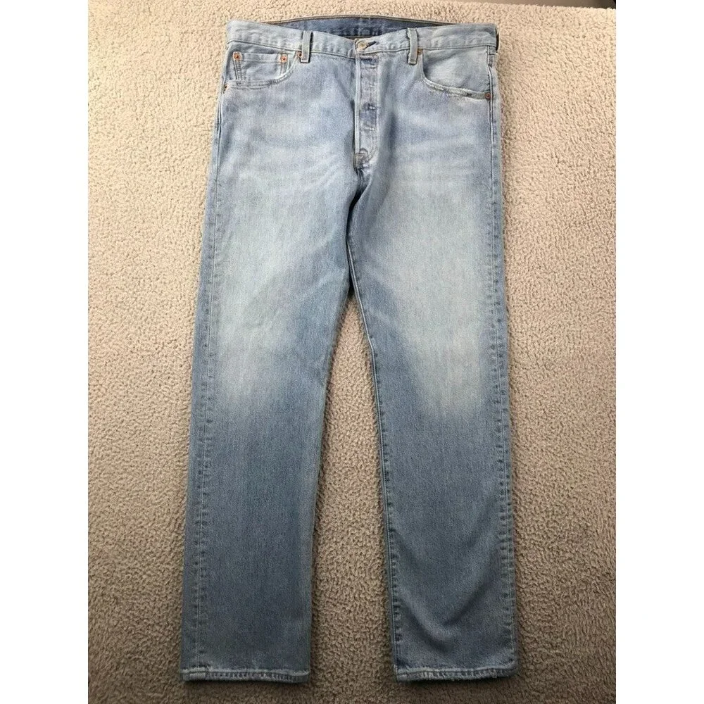 LEVIS 501 Mens 36x32 Original Fit Straight Leg Button Fly Light Wash Denim Jeans